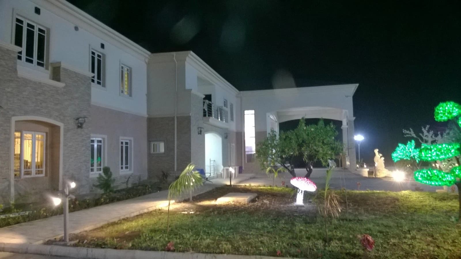 Installation & Commissioning of CCTV, Fire, IT Networking, Home auotmation, Cinema & Conference system at residential building